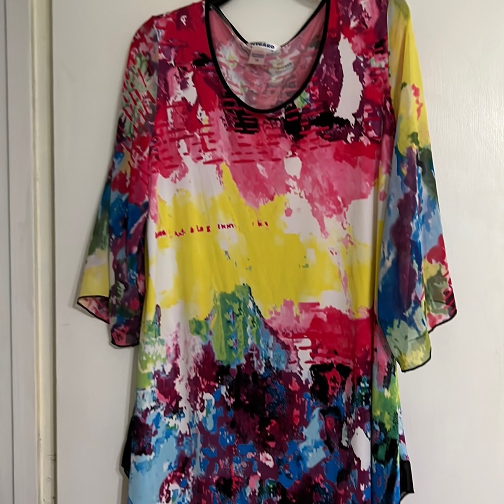 ❣️BIG PRICE DROP - Peter Nygard very elegant king colorful top